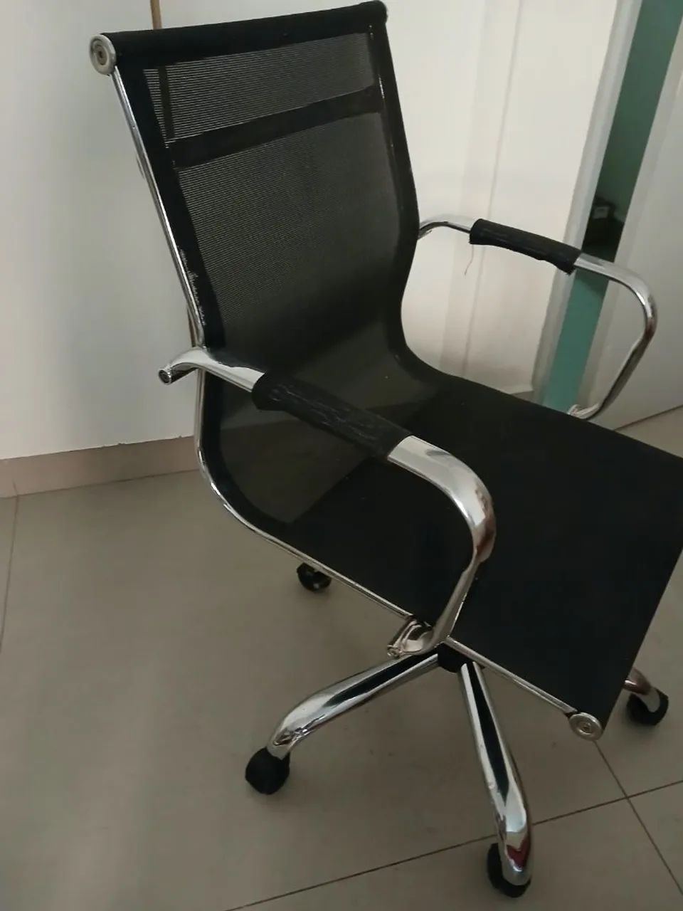 Cadeira de escritório - Foto 4