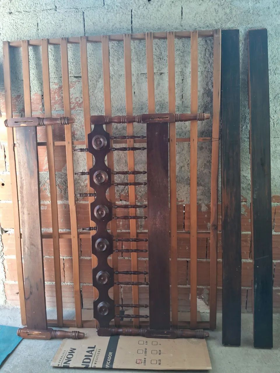 Cama de madeira maciça  - Foto 3