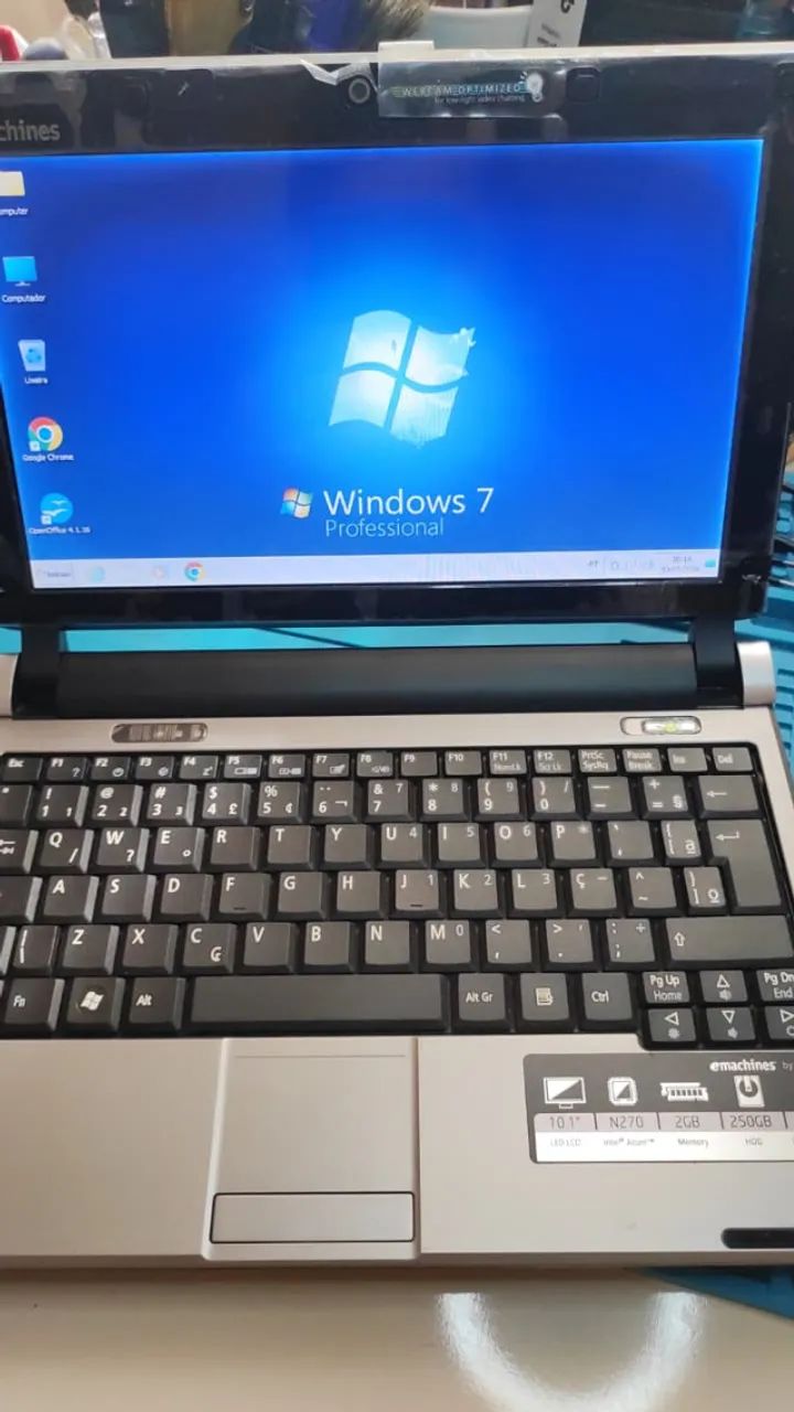 NetBook Emachines By Acer, 2gb, hd 500gb, Intel Atom