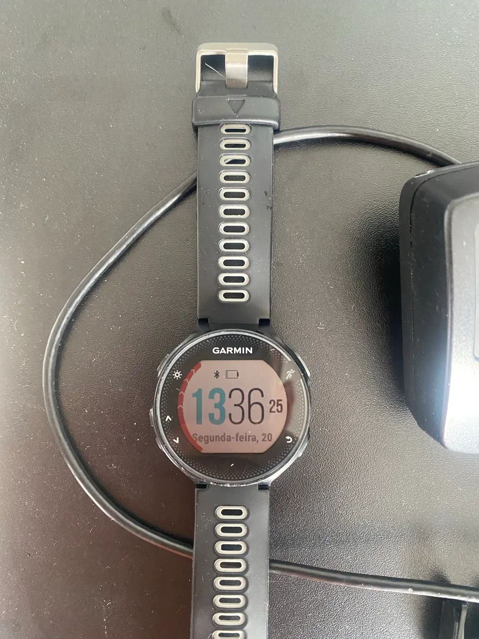 Relógio Garmin Forerunner 235
