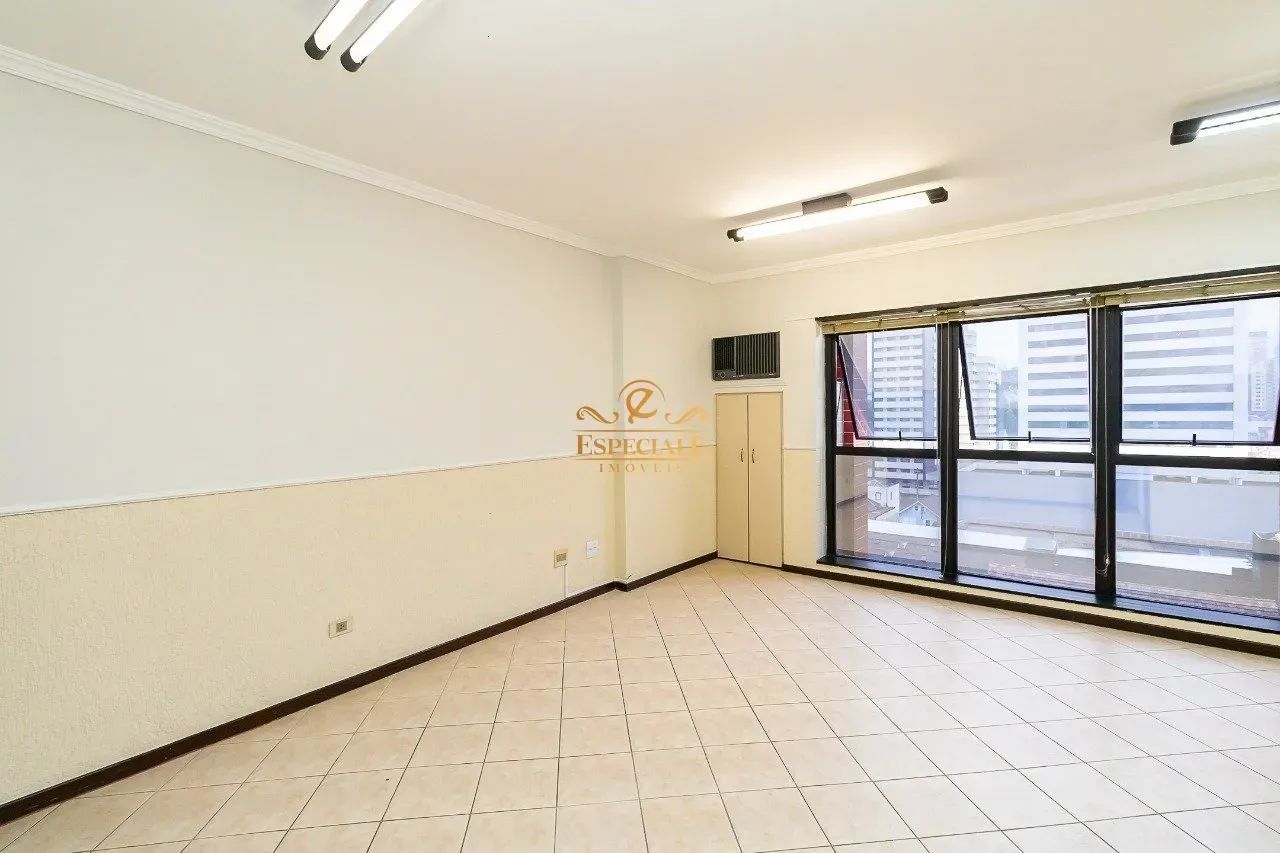 SALA COMERCIAL PARA LOCAÇÃO NO CENTRO