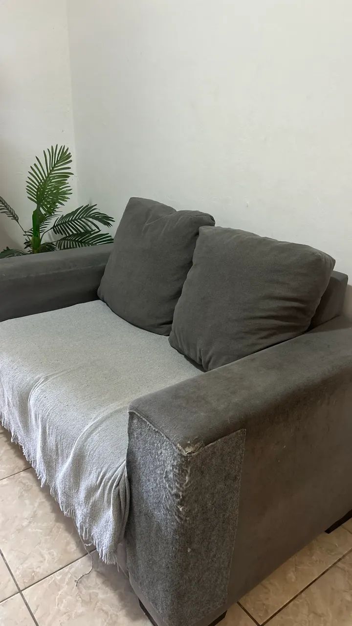 Sofá 2 lugares + poltrona - Foto 4