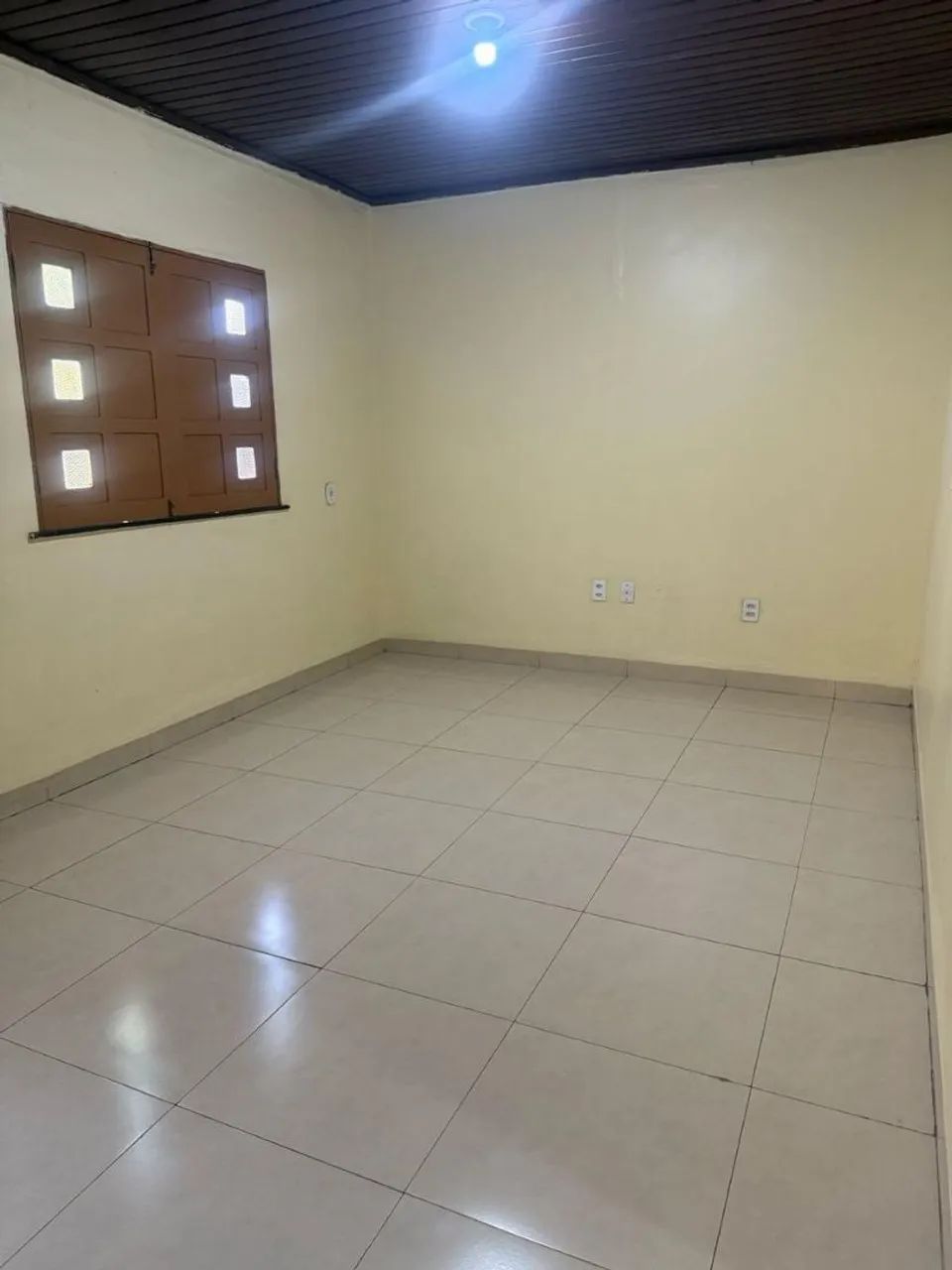  Alugo CASA para comercial e residencial Bairro Centro 