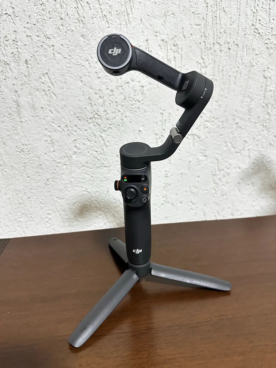 【美品】DJI Osmo Mobile 6 OM6 Dji Osmo Mobile 6 Gimbal Om6 Anatel - Lacrado - Worldwide Brasil