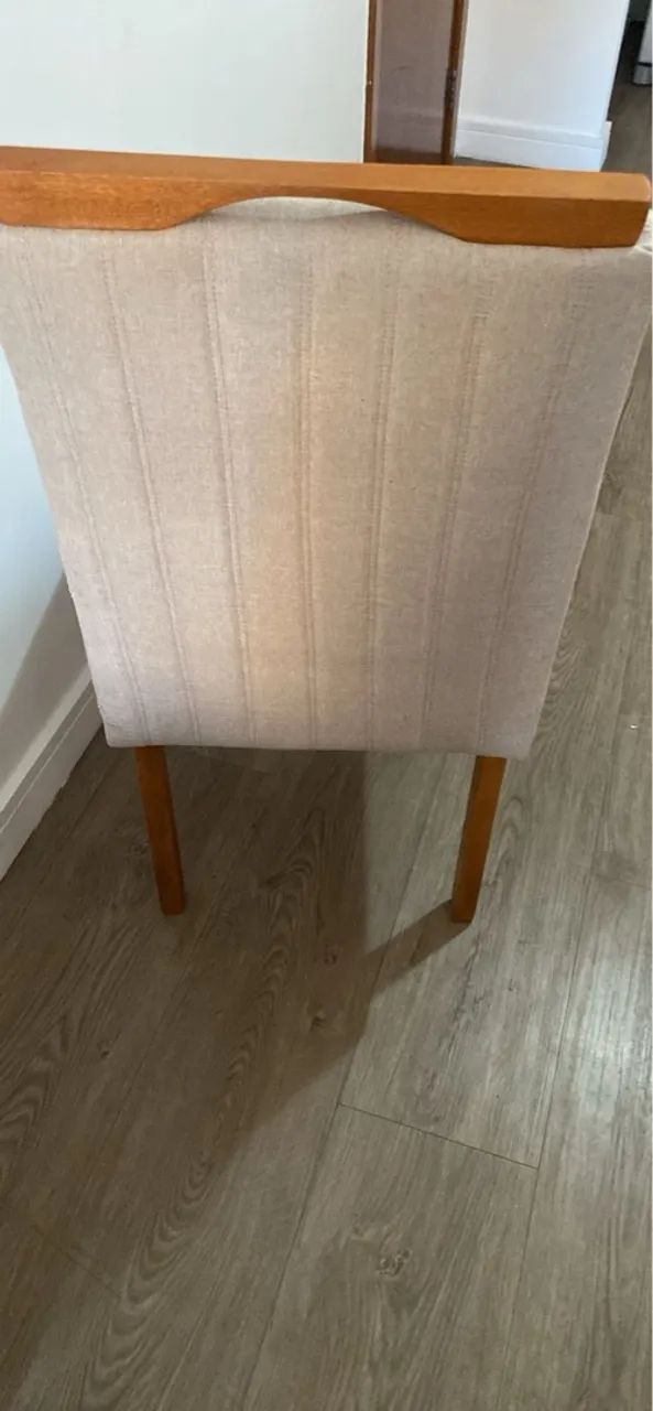 6 cadeiras em ótimo estado  - Foto 2