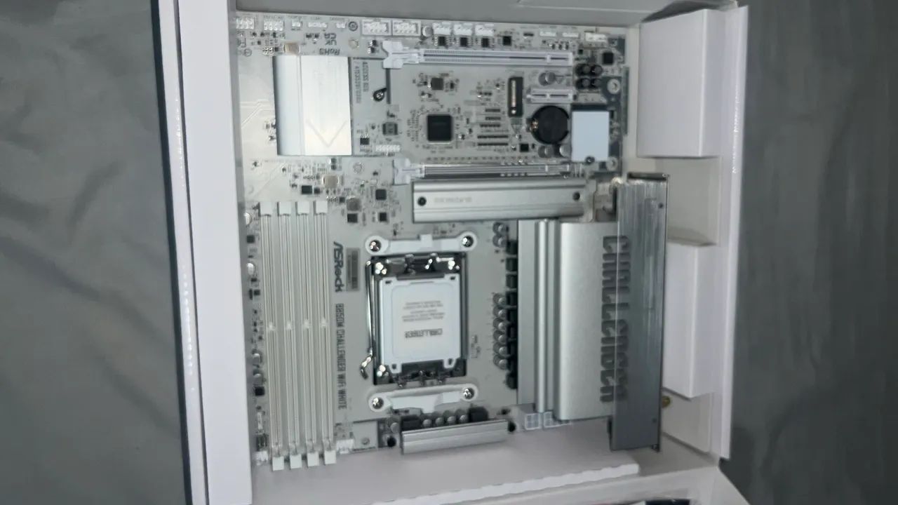 Kit Am5  placa mãe +Fonte +gabinet - Foto 3