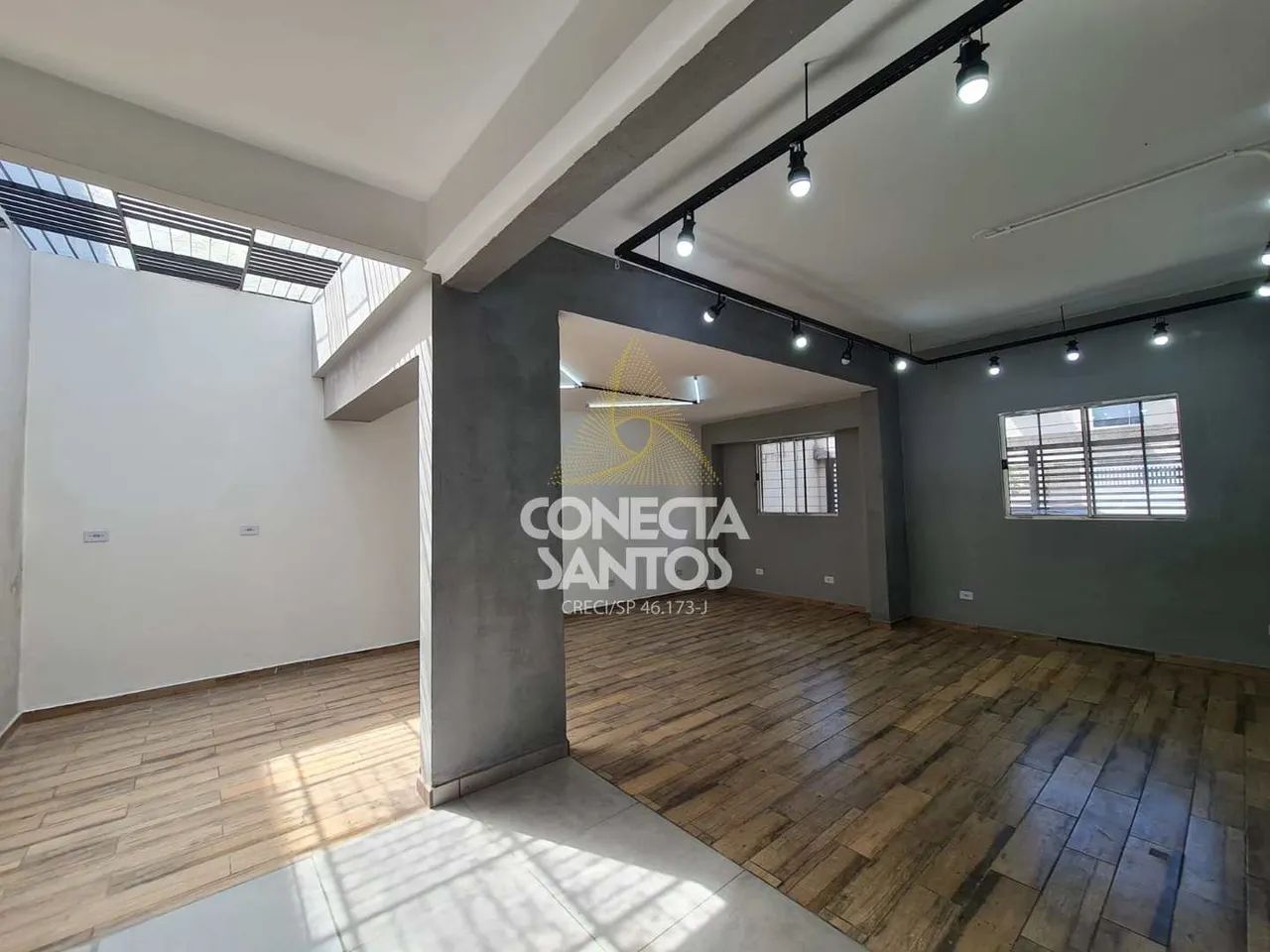 Aluga-se Casa Comercial Triplex em Santos - Foto 3