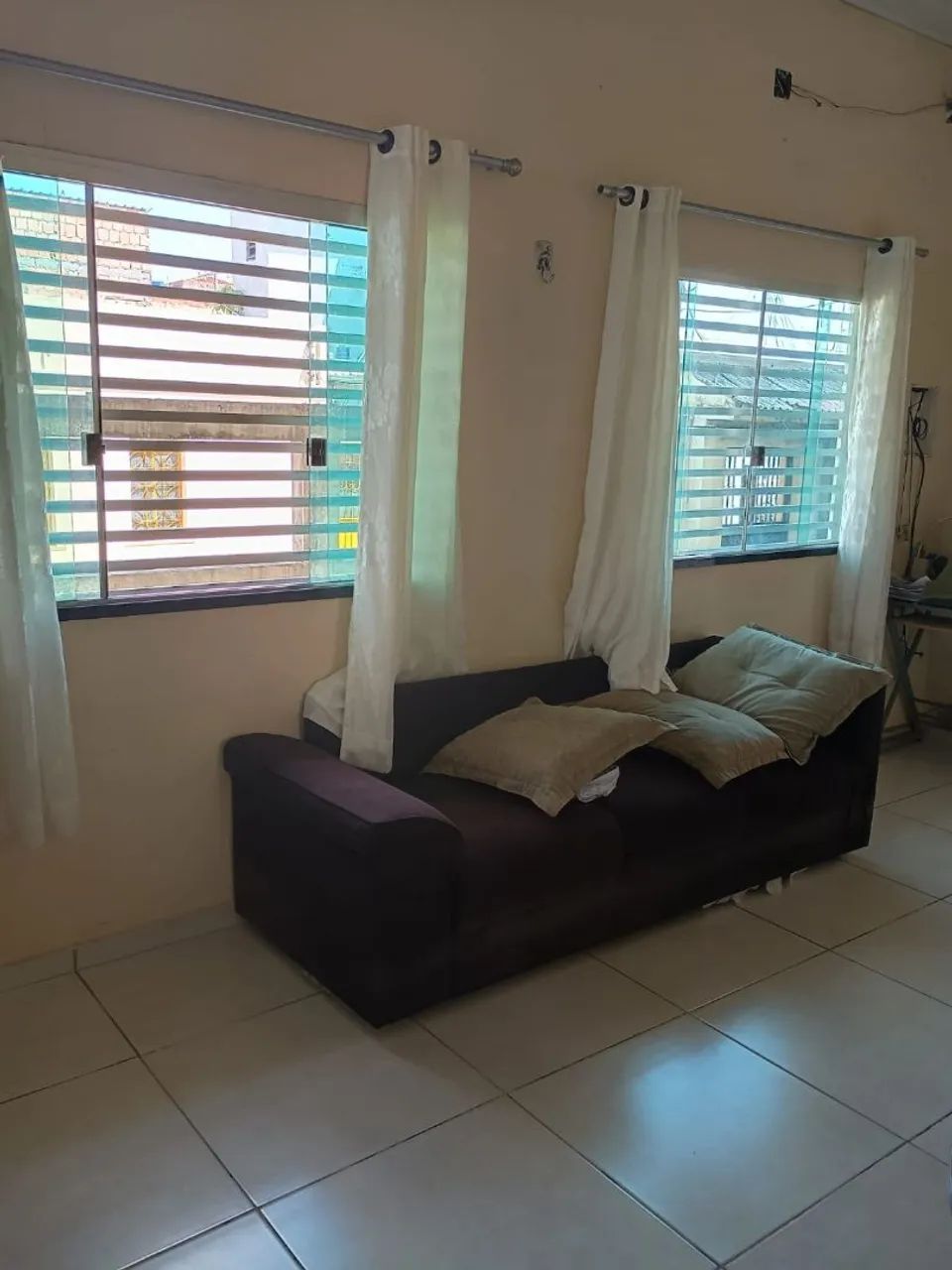 Casa com 3 qtos , 2.andar , garagem  , murada - Foto 3