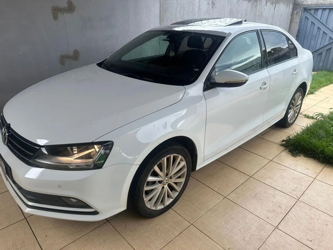Volkswagen Jetta JETTA Comfortline 1.4 TSI 16V 4p Aut. 2017