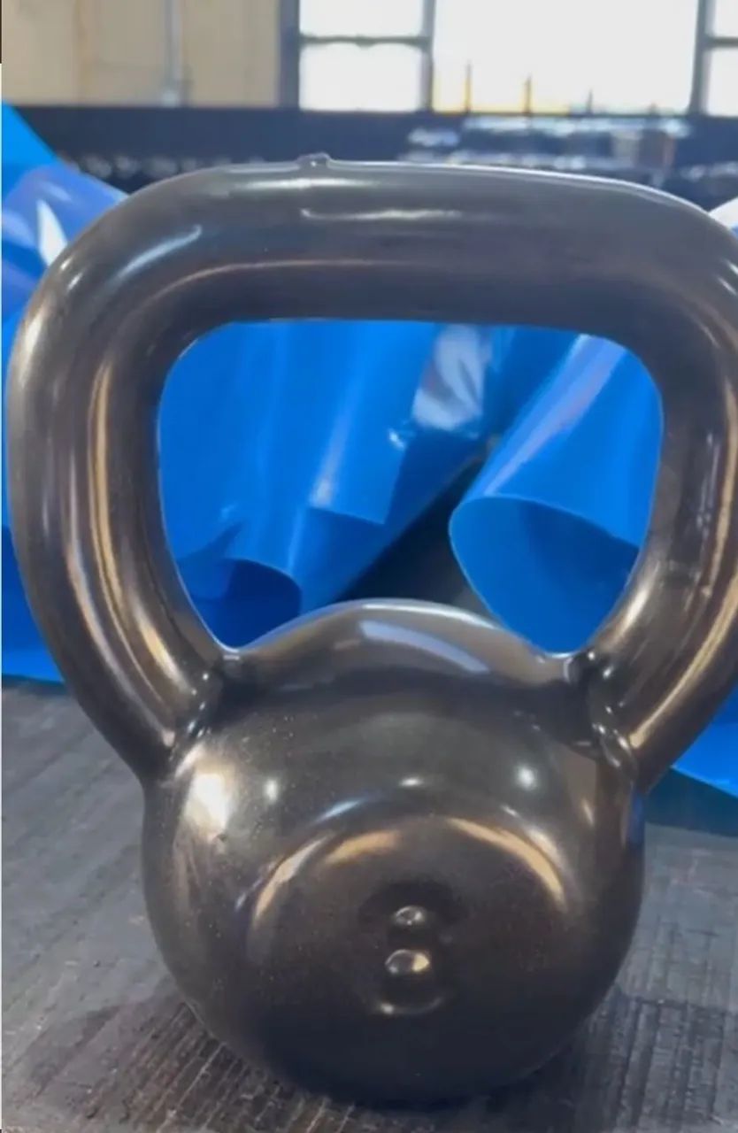 Kettlebell Emborrachado 8kg - Foto 3