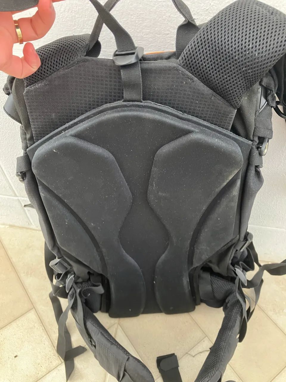 Mochila cargueira trilhas e rumos 65 + 10 - Foto 3