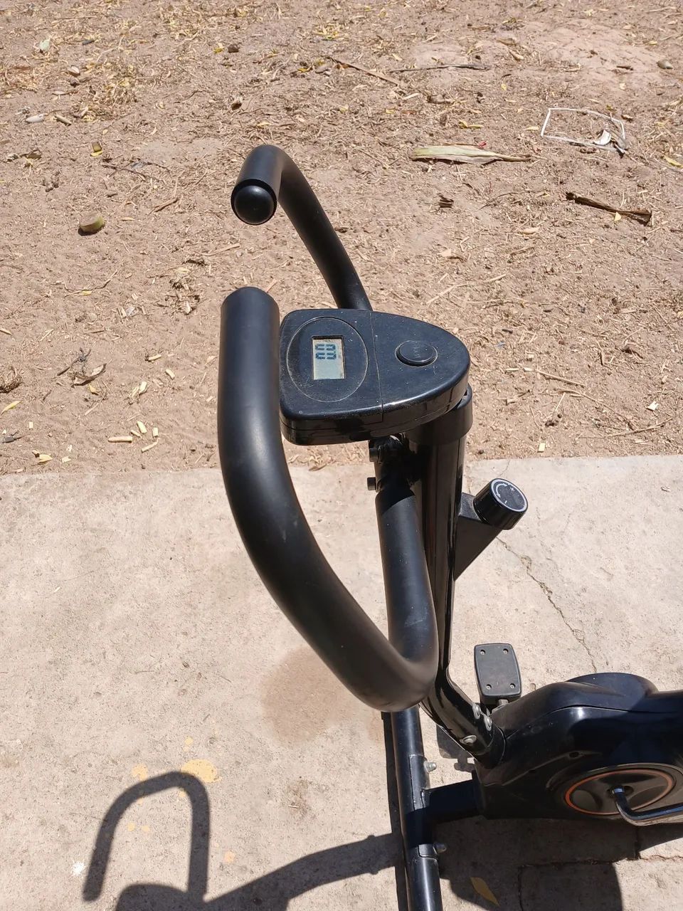 Bicleta Ergometrica semi nova! Usada duas vezes só. - Foto 5