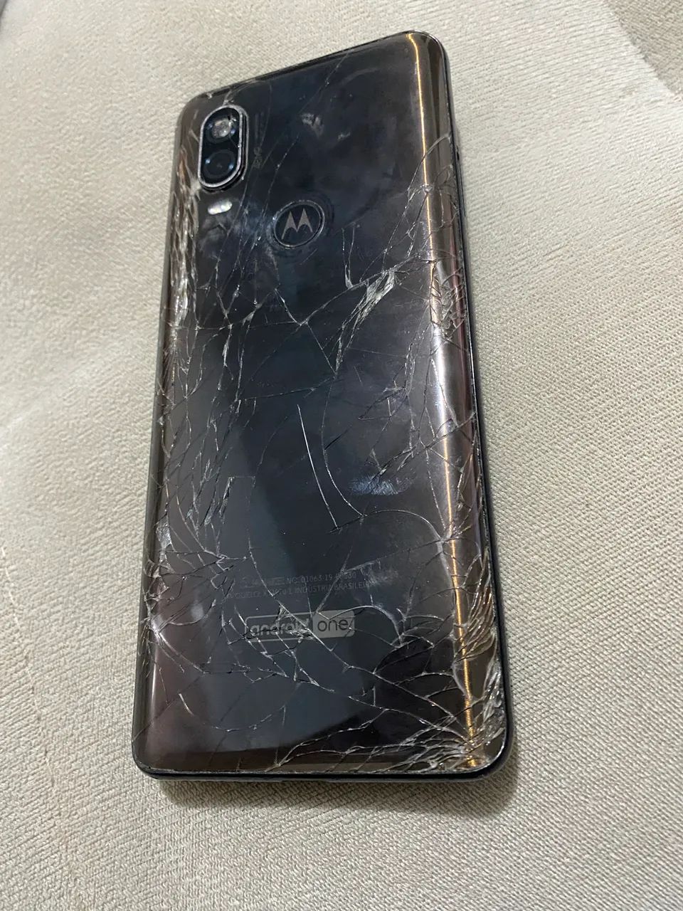 celular para retirada de peças 