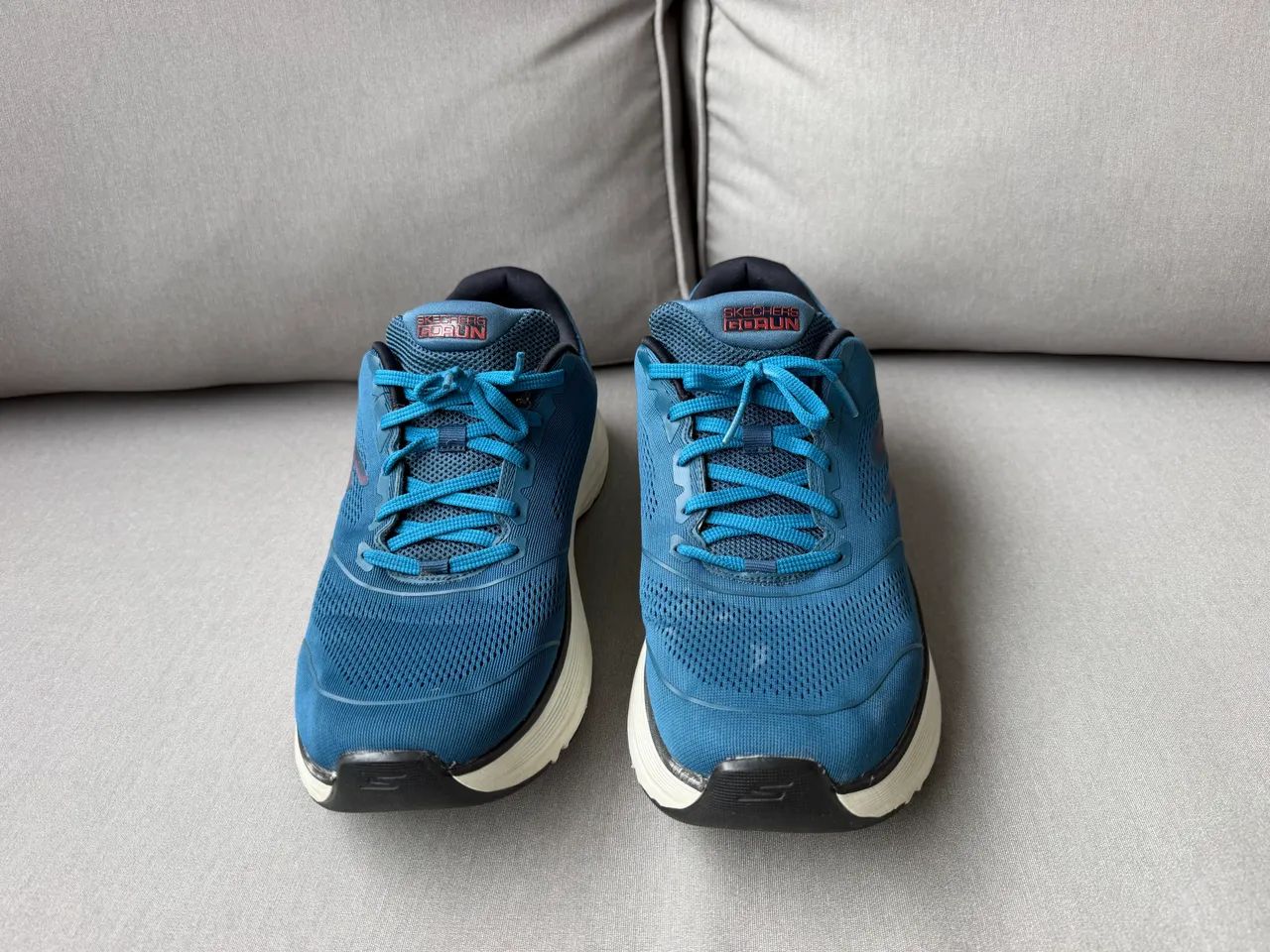 Vendo tenis Skechers tamanho 44