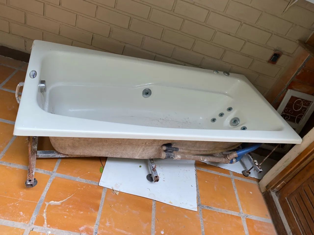 Banheira de hidromassagem 