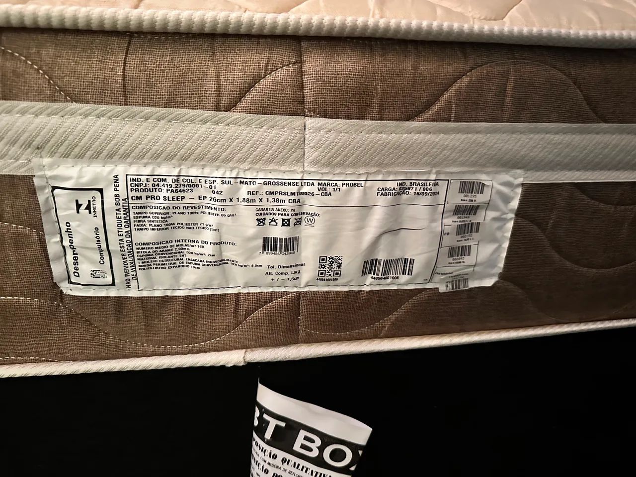 Cama Box casal pouco usada
