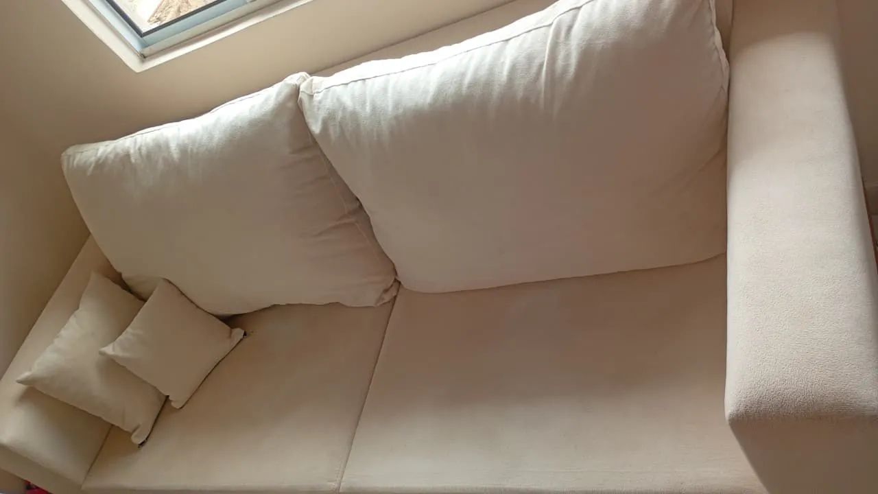 Vende-se sofá e lugares!