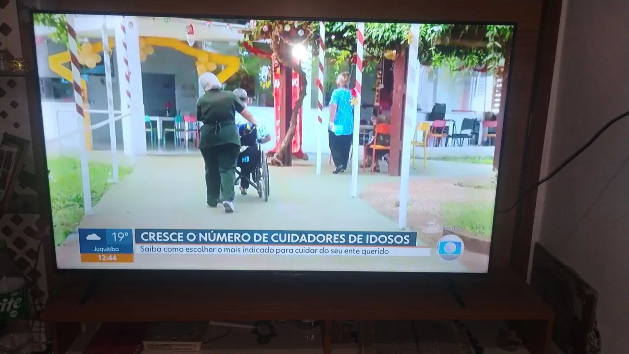 Tv marca TCL de 55 polegadas smart 