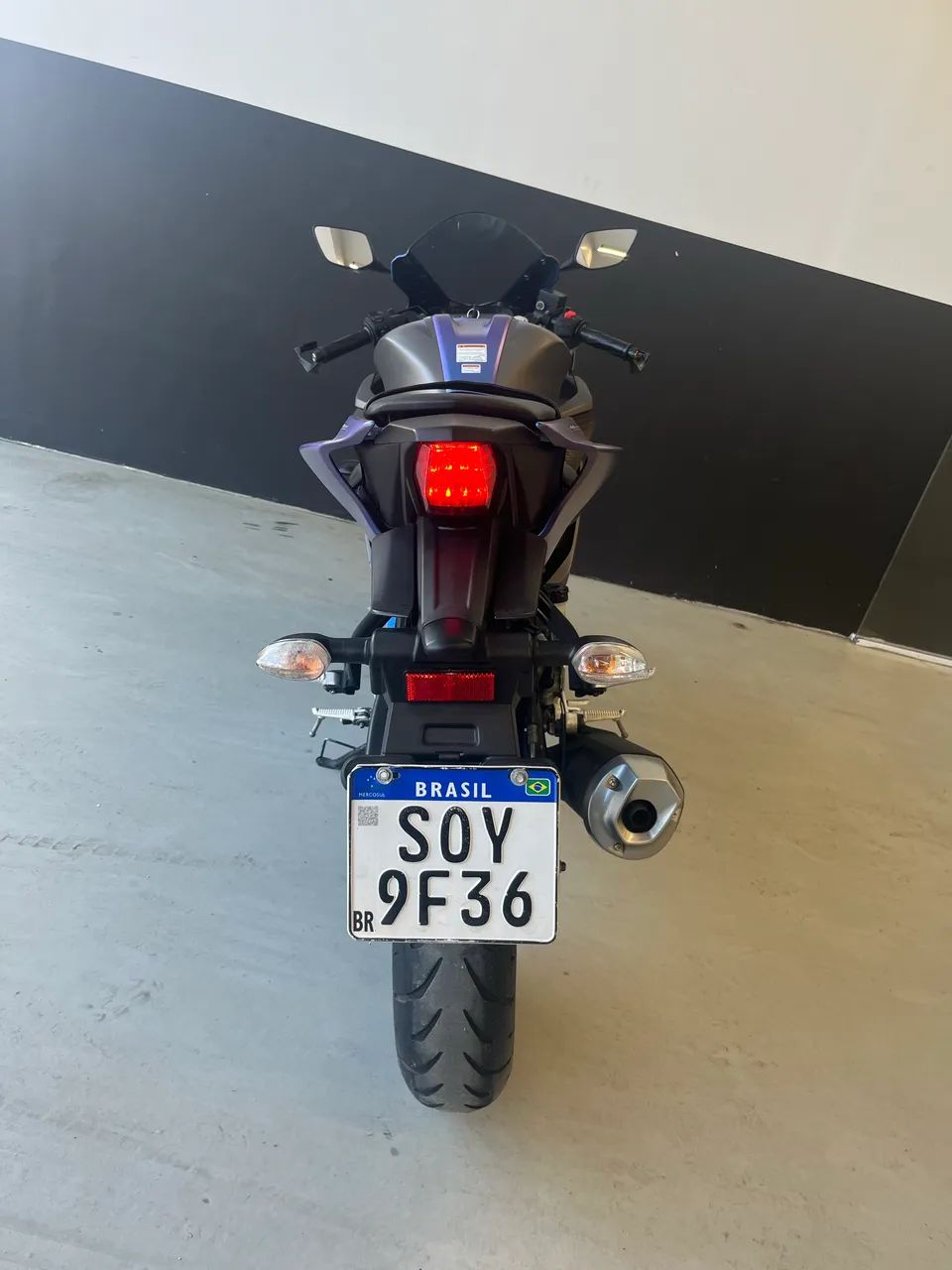 Yamaha R15 ABS 2025 Super Nova - Foto 5