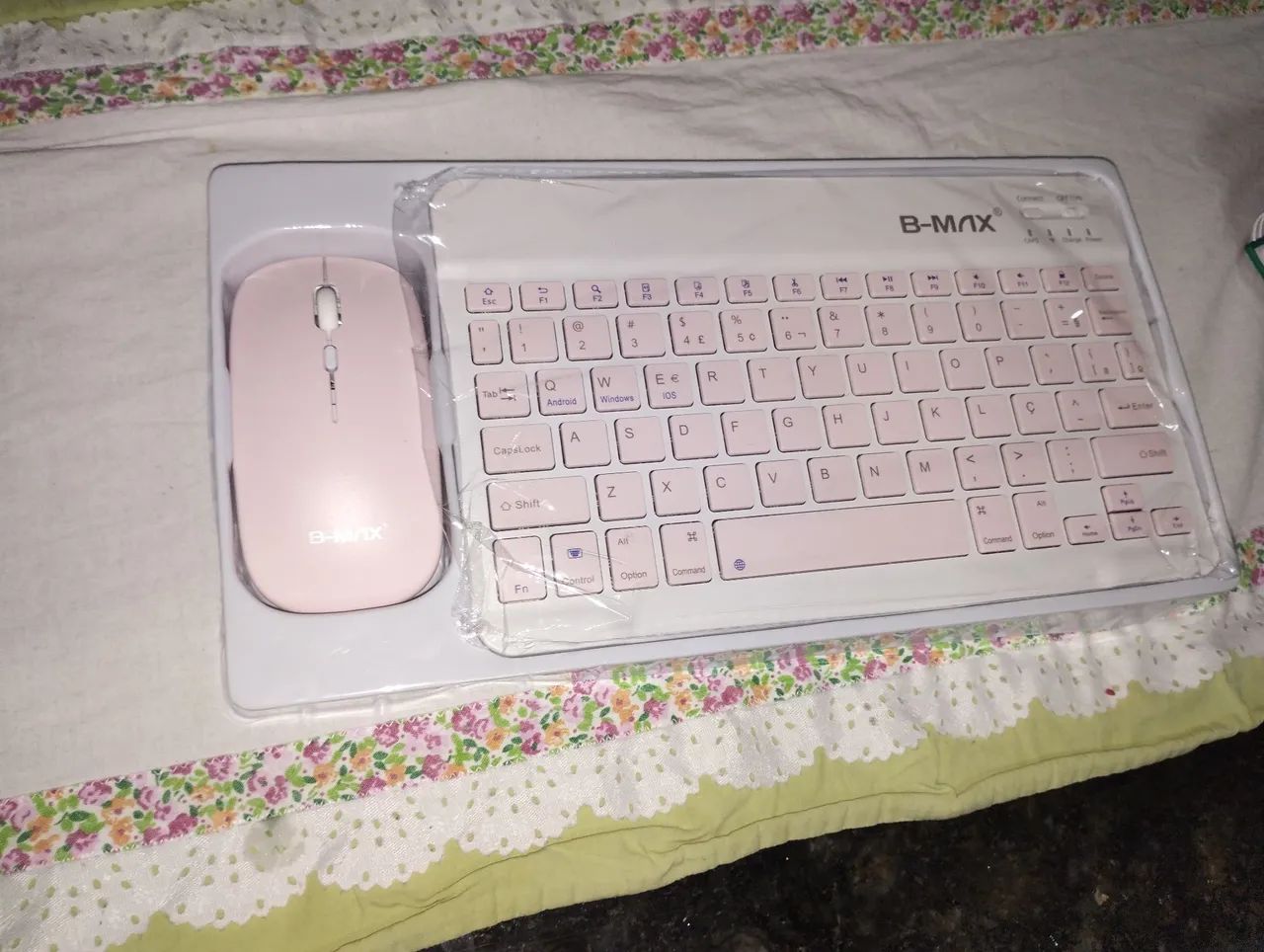 Teclado e mouse sem fio NOVO!! 