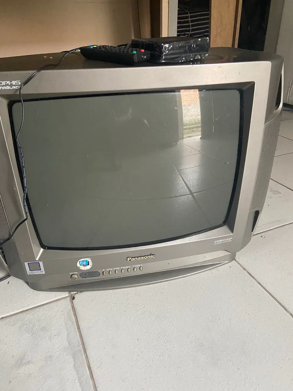 Tv de tubo + conversor incluso. - Foto 6