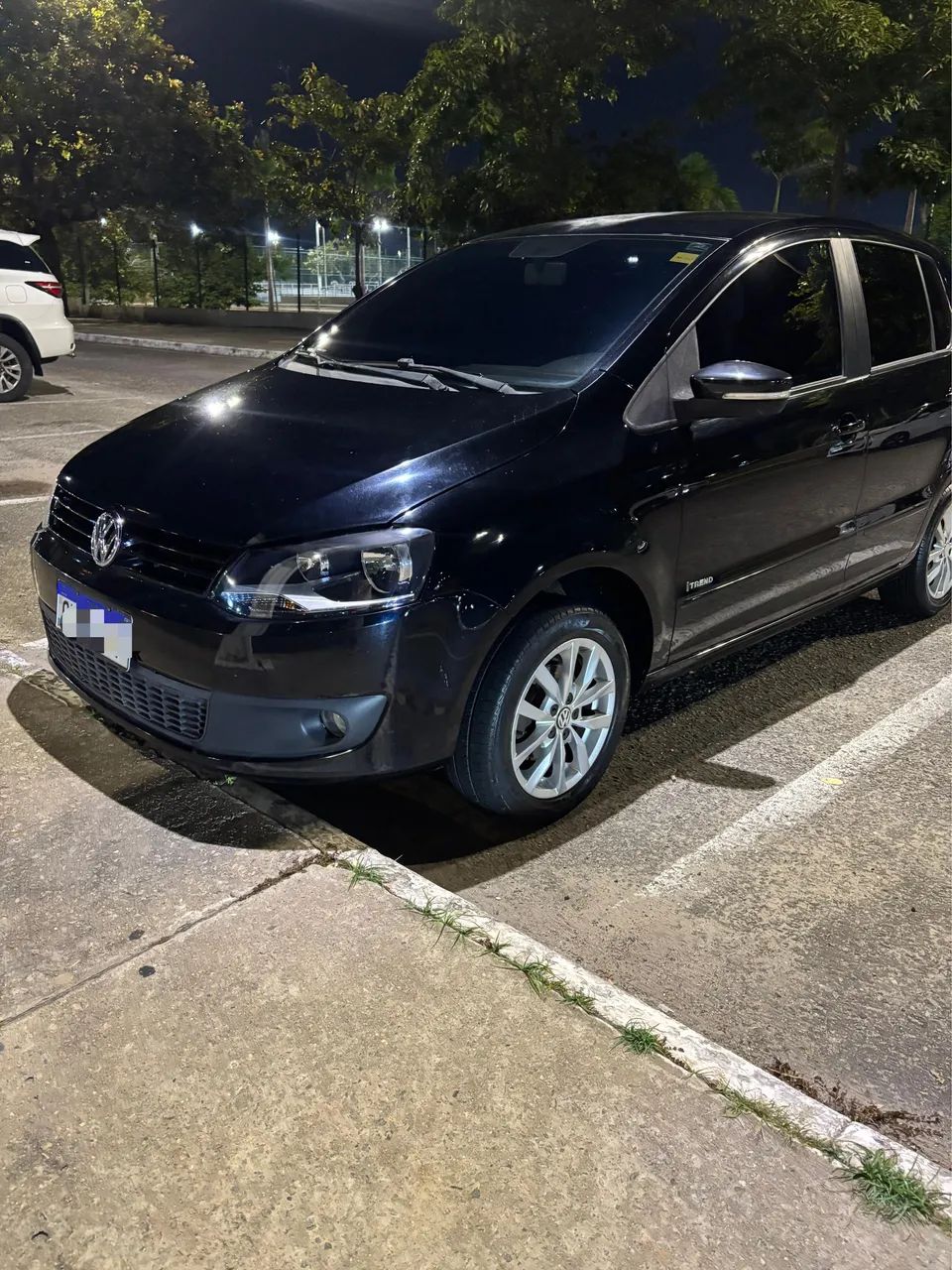 Volkswagen Fox 1.6 MI Total Flex 8V 5P 2014 - Foto 2