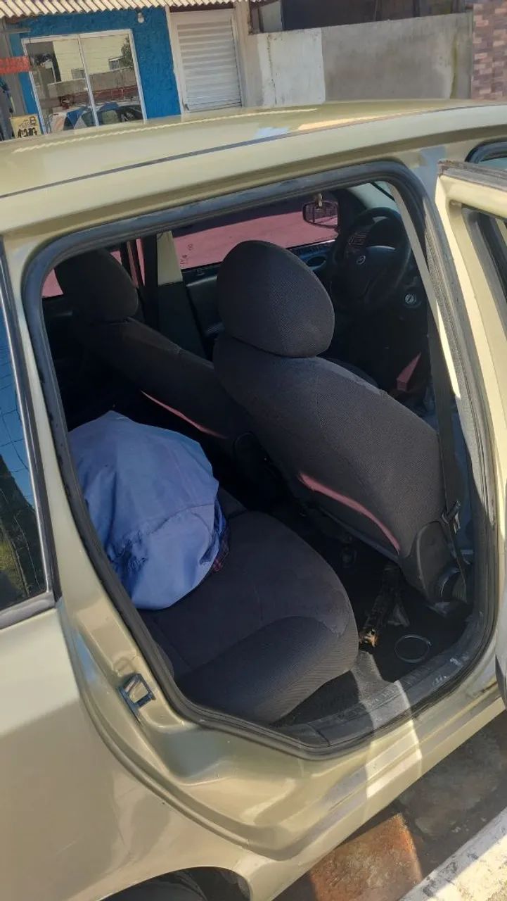 Fiat Stilo 1.8/ 1.8 Connect 8V 103cv 5P 2003 - Foto 5