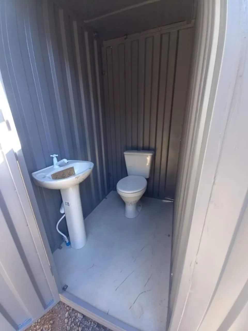 Container Módulo Banheiro 100% Galvanizado com Estrutura Tubular - Foto 2