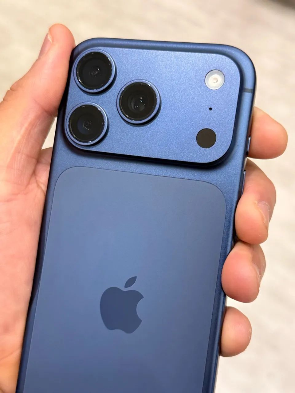 iPhone 17 Pro 256GB Azul - 100% Bateria - Foto 5