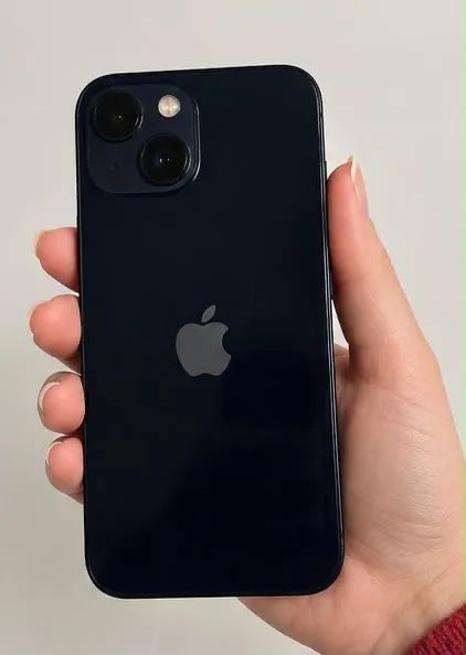 iPhone 13 - 256GB