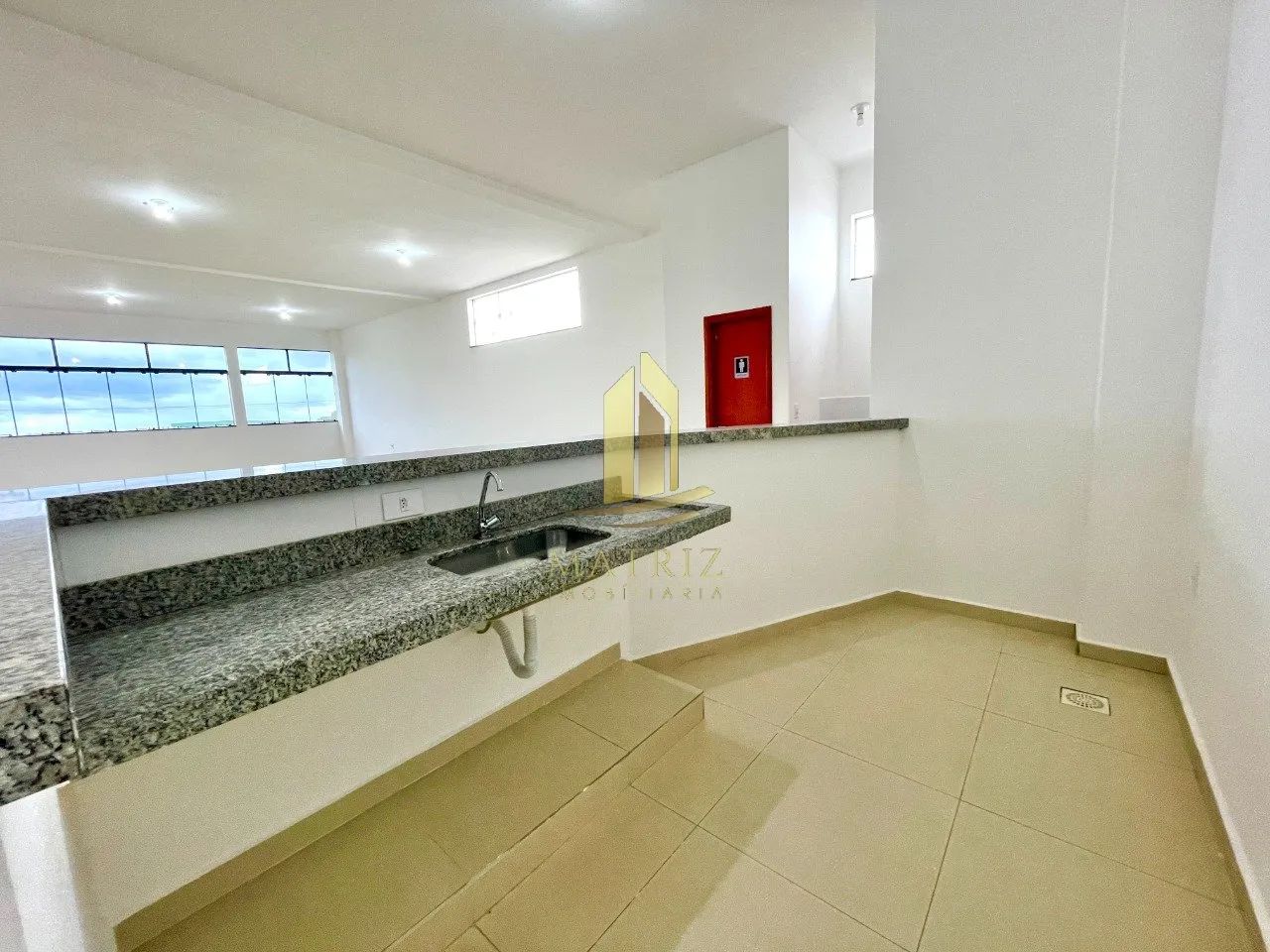 Aluga-se sala comercial Jd Esmeralda - Foto 3
