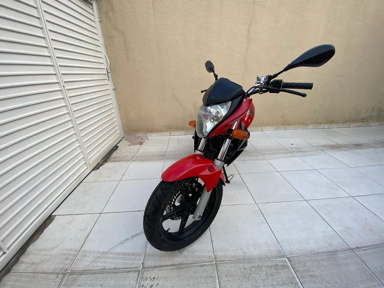 CB300r 2012 ótimo estado - Foto 5