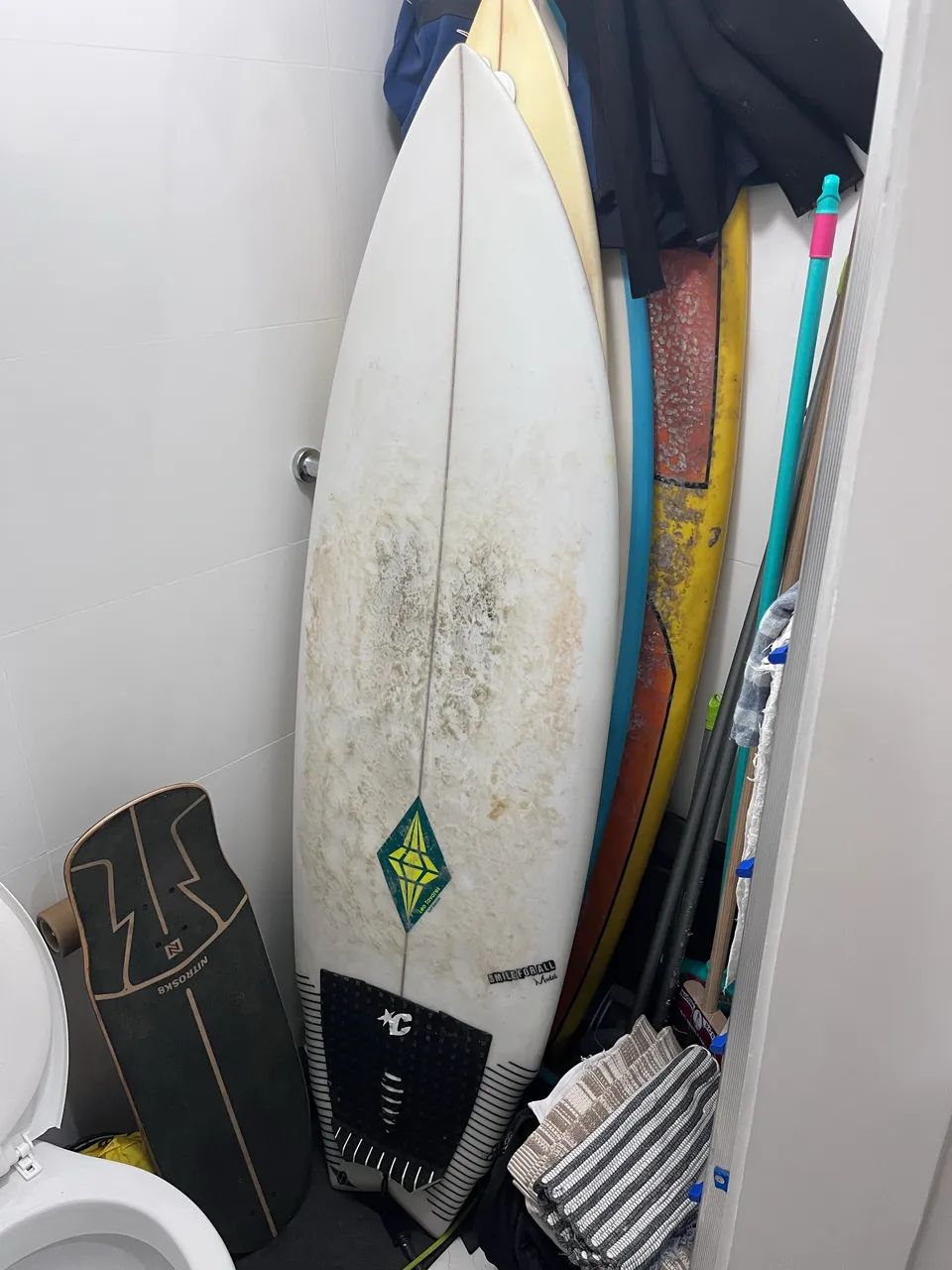 Prancha de Surf 5.6 (30,1L) Léo Tavares