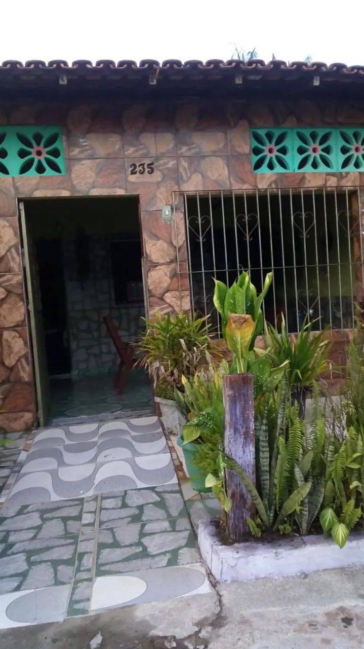 Vende se casa  bem localizada 