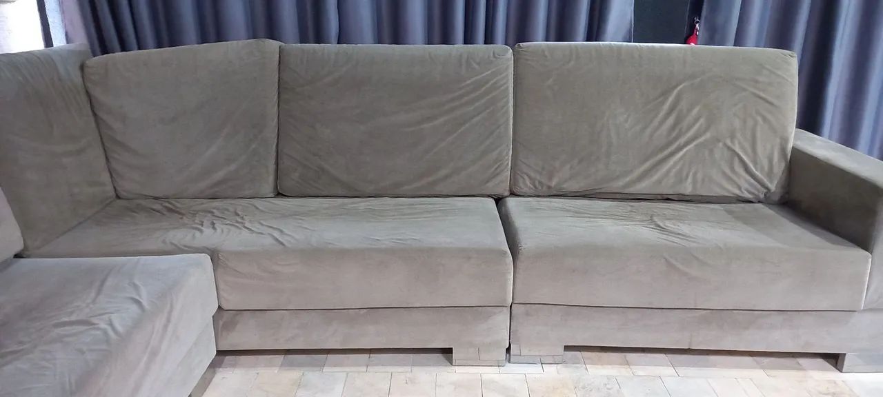 Sofa grande em L tecido veludo usado 1.700 - Foto 2