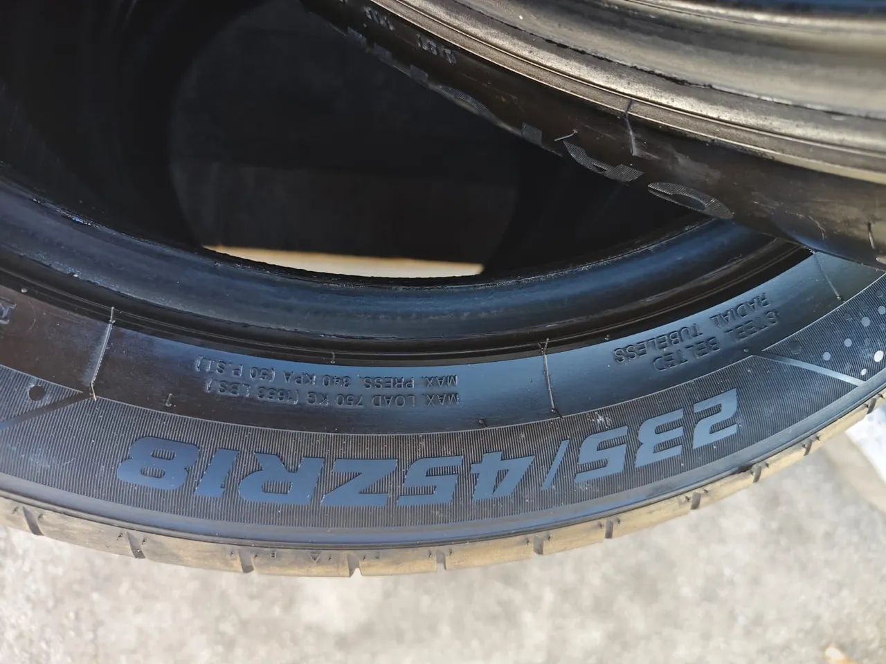 Vendo pneu Lanvigator Aro 18
