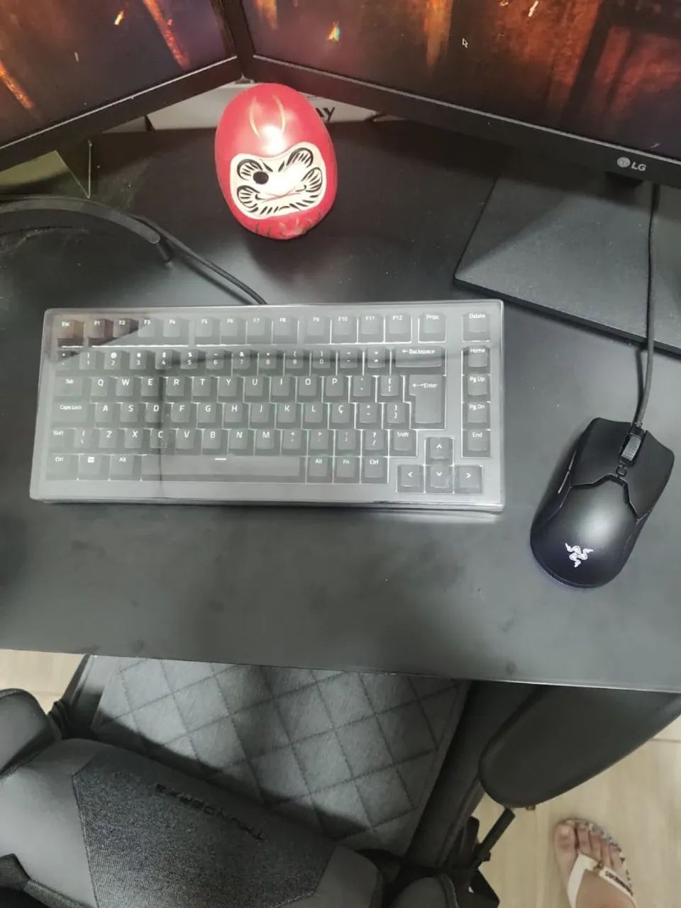 PC Gamer COMPLETO com 2 monitores e acessórios  - Foto 4