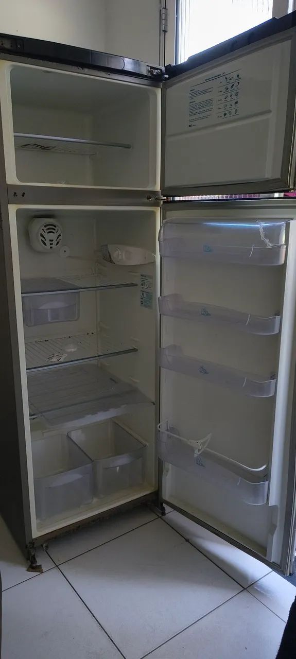 Vendo geladeira  - Foto 2