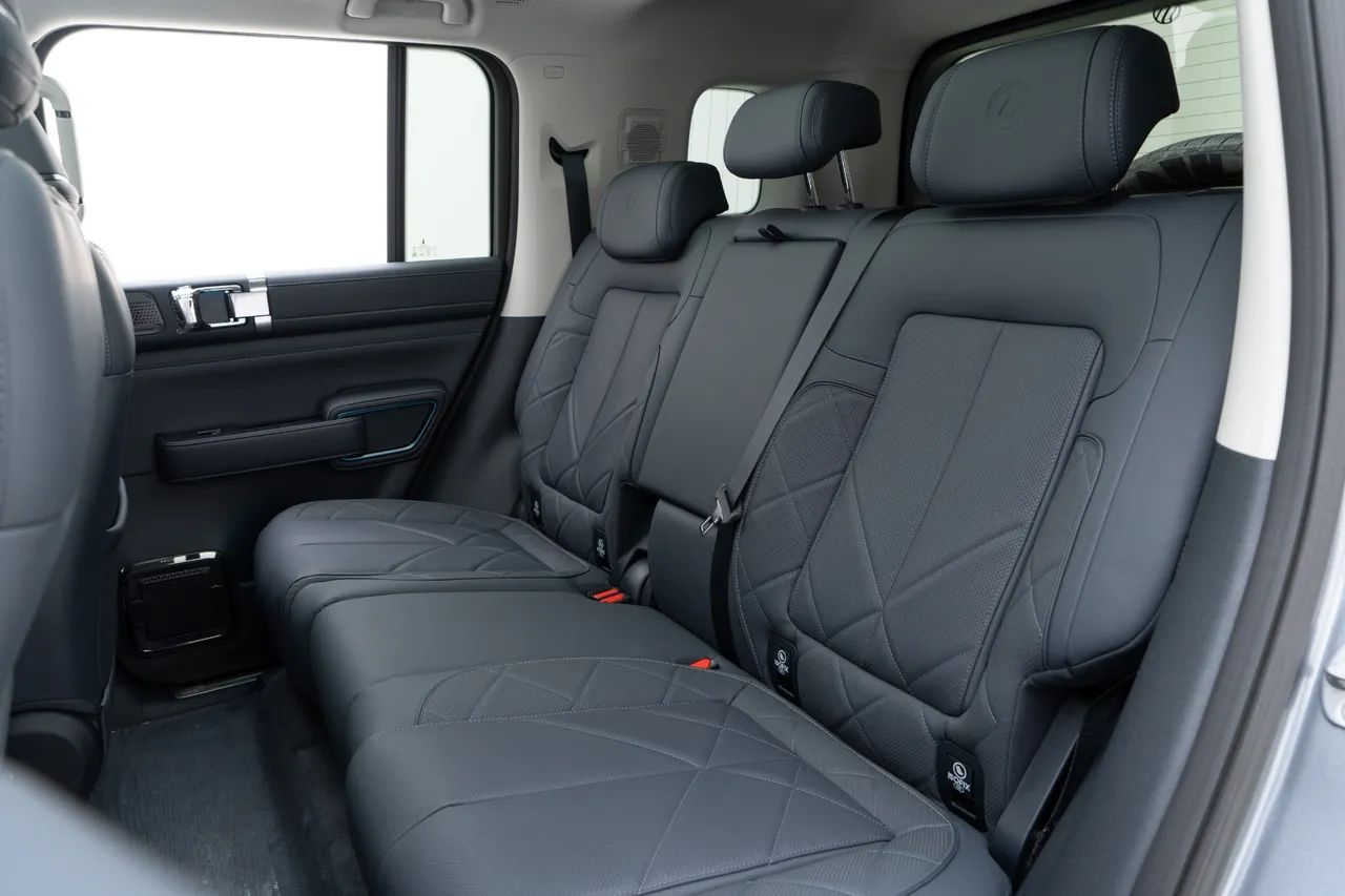 Denza B5 SUV híbrido plug-in, foto 15 de 18