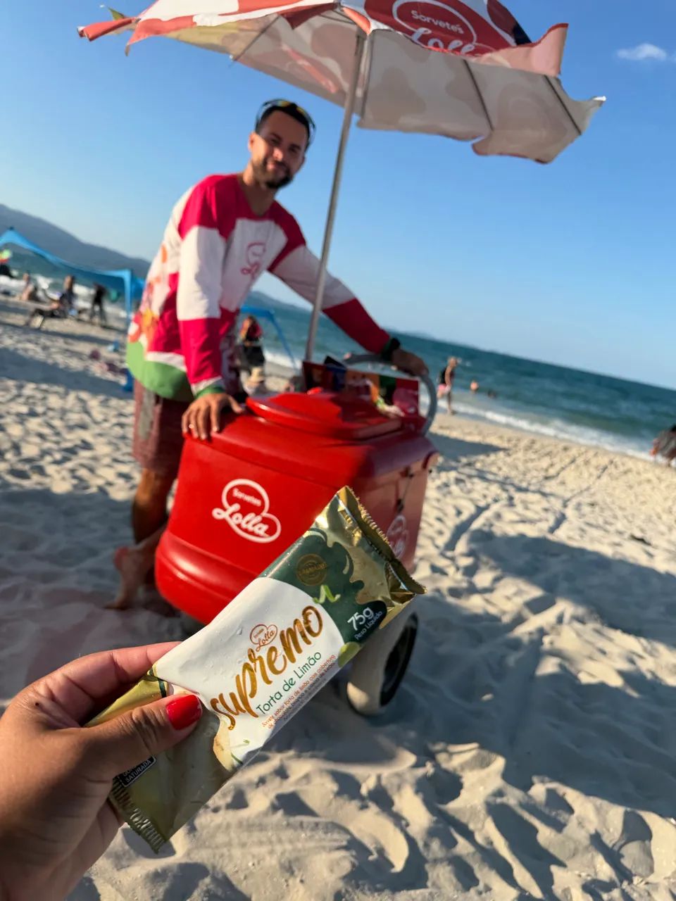 Precisa de vendedor de picolé 