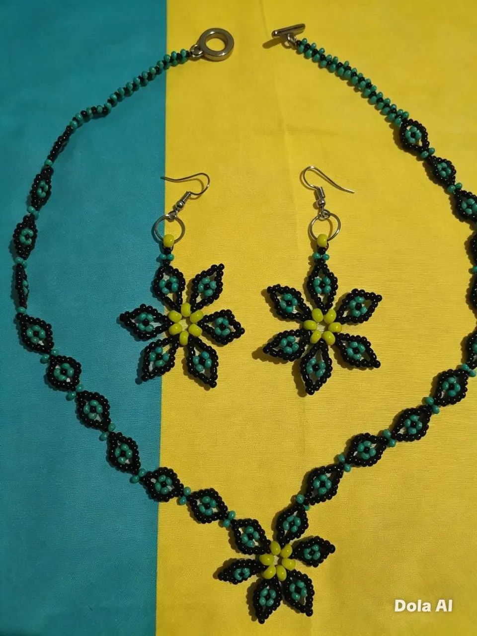 Bijuterias feitas com miçangas  - Foto 2
