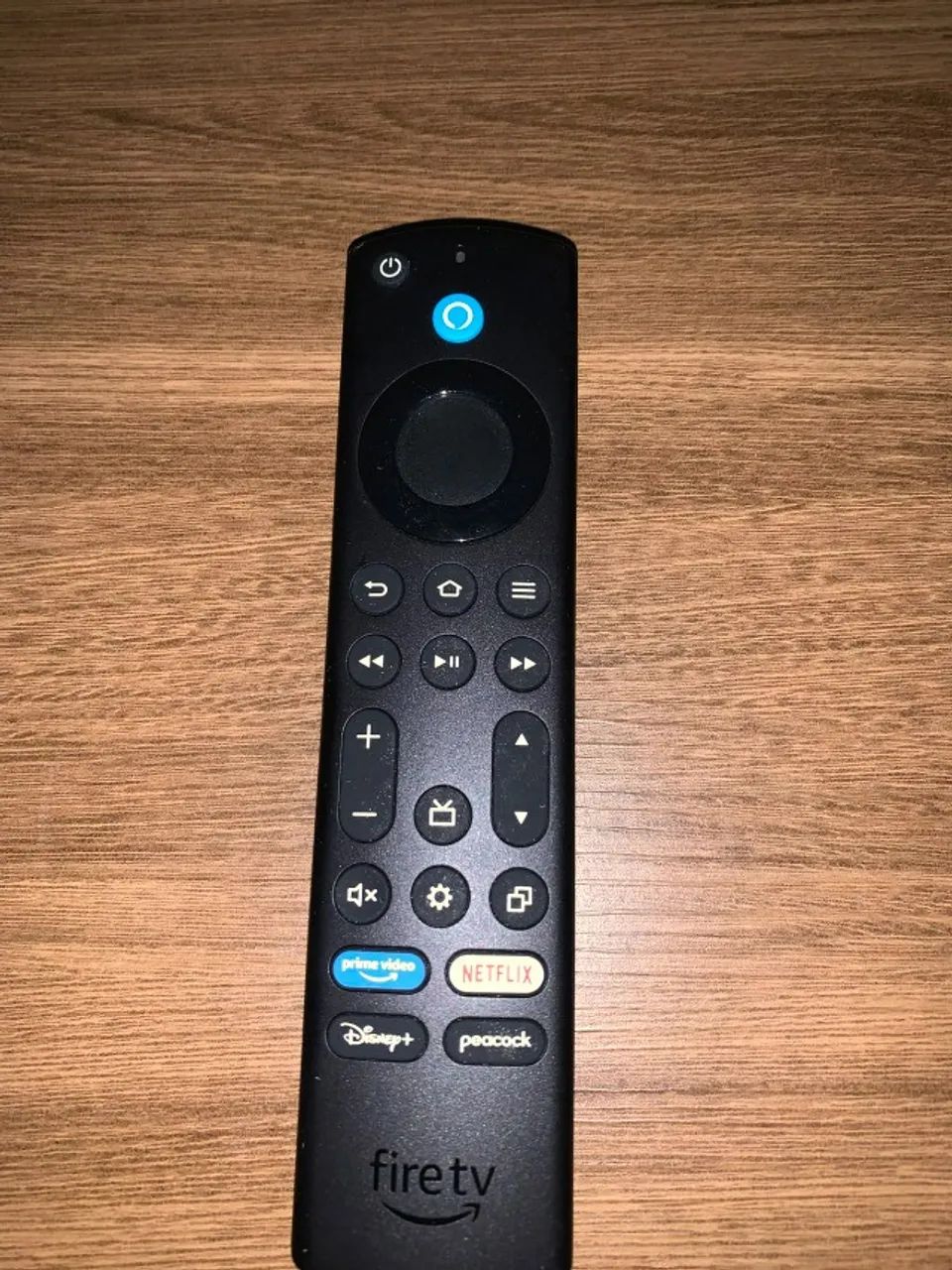 Amazon Fire TV Stick 4K Max 2ª Geração Wi-Fi 6E + Controle - Foto 5