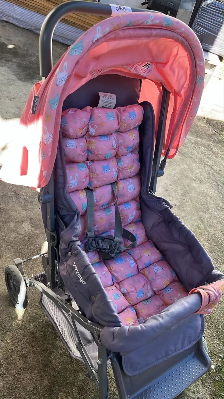Carrinho de bebê e bebê conforto  - Foto 2