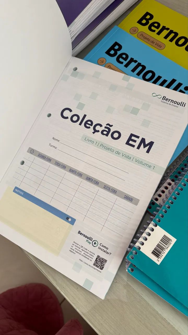 VENDO COLEÇÃO COMPLETA BERNOULLI 2 ANO EM ÓTIMO ESTADO - Foto 2