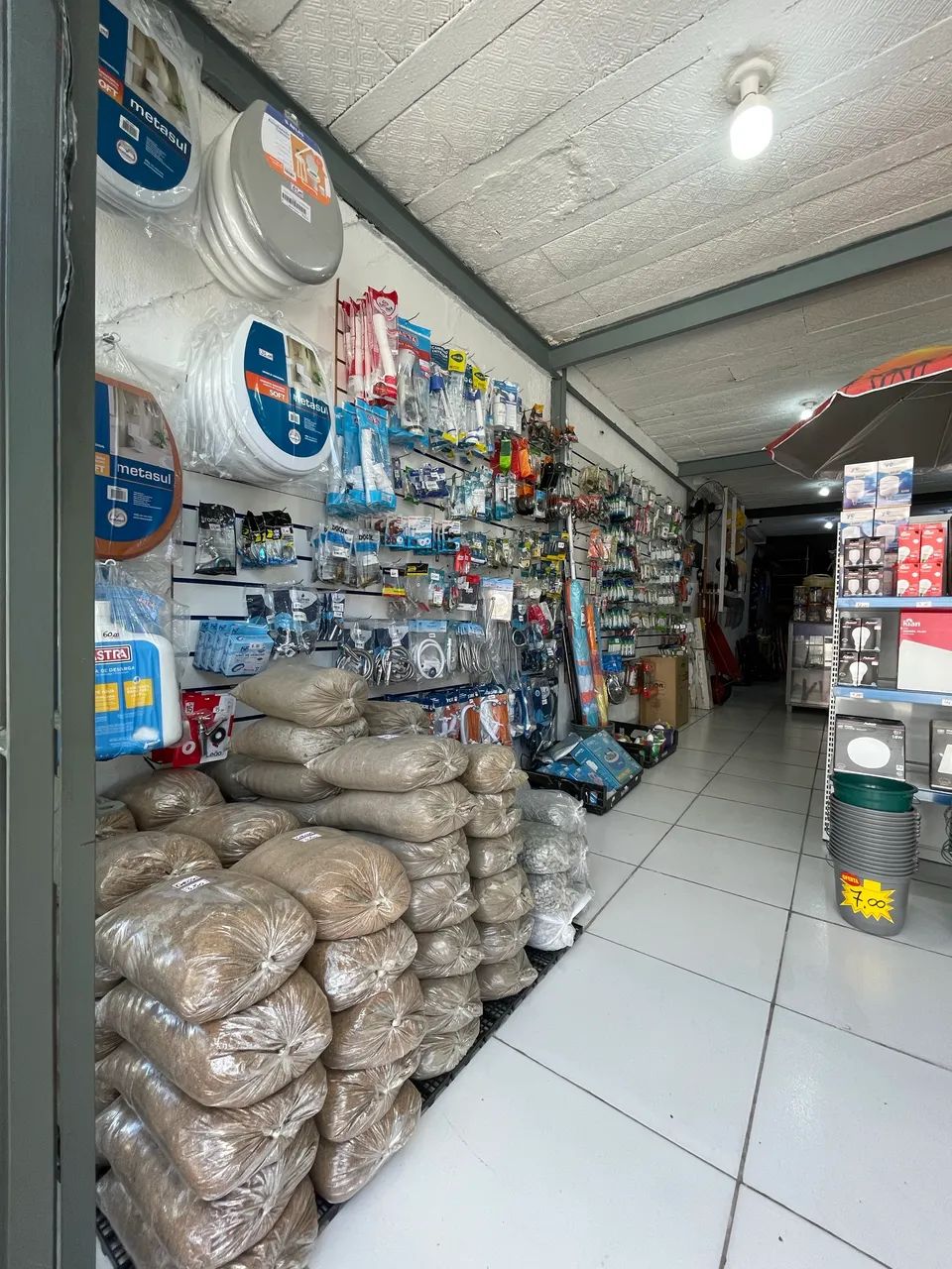 Bazar de construção no centro de Cabo Frio  - Foto 2