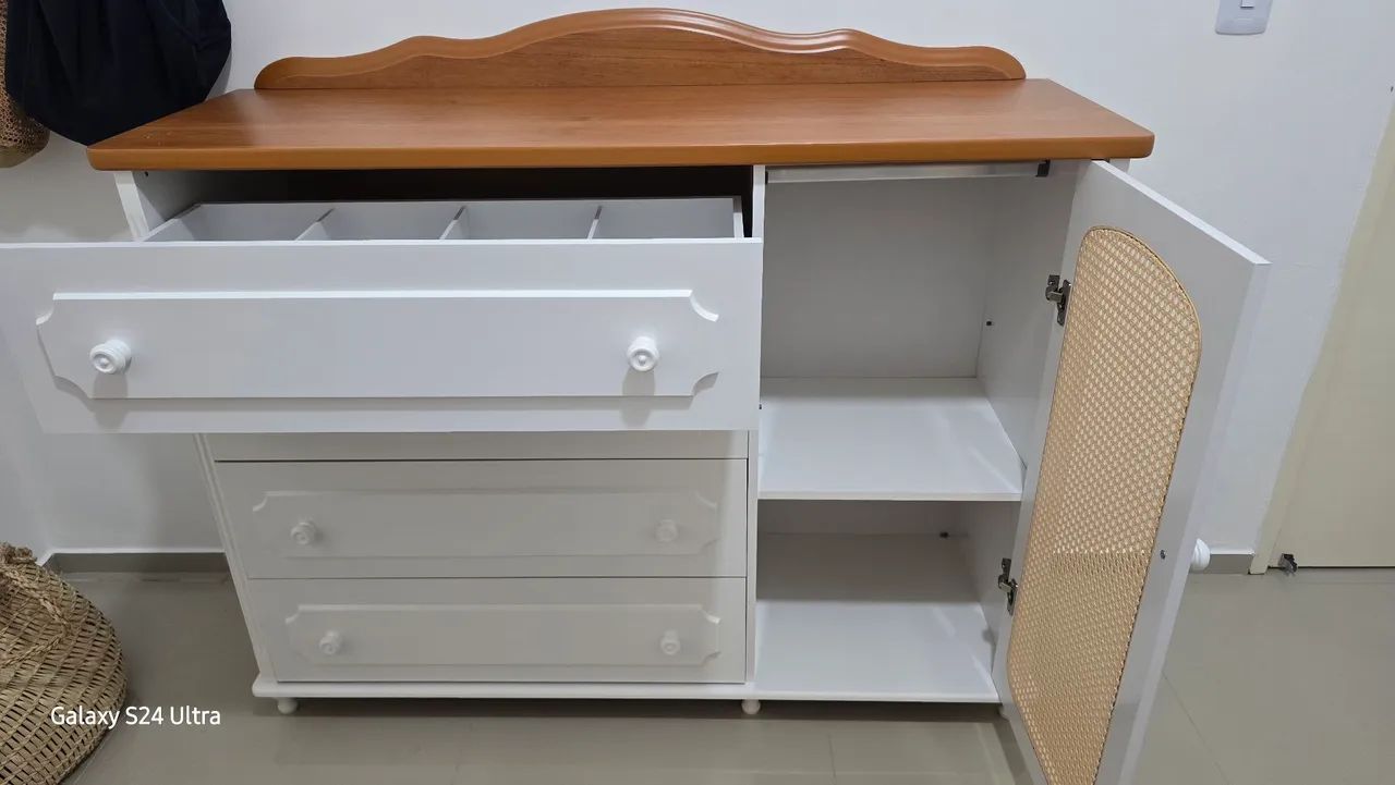 Cômoda para quarto de bebê. Em perfeito estado - Foto 3