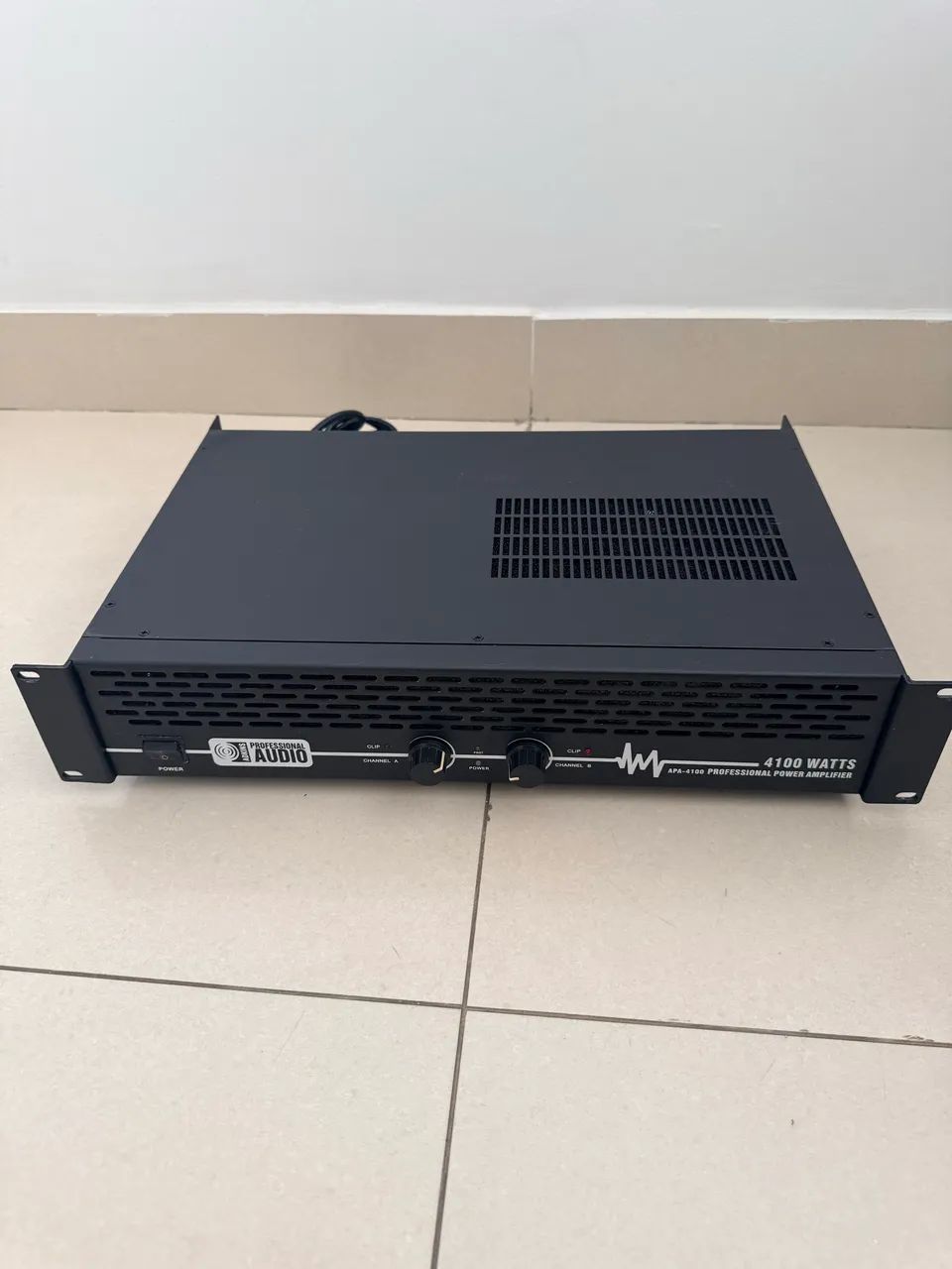 Amplificador de Potência 4100 watts - Foto 2