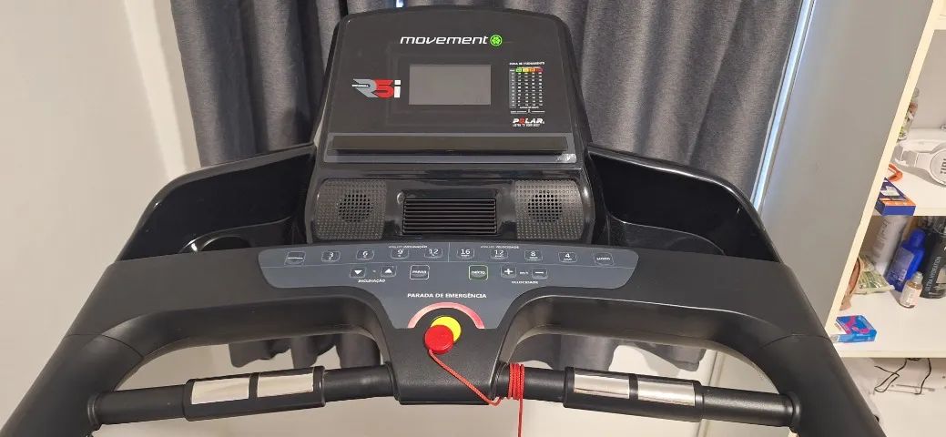 Esteira Ergométrica MOVEMENT R5i