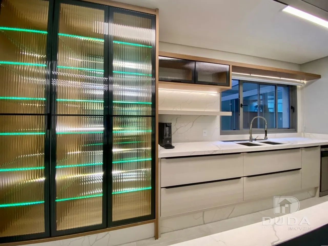 Apartamento para locação com 3 suítes no Cacupé - Foto 3