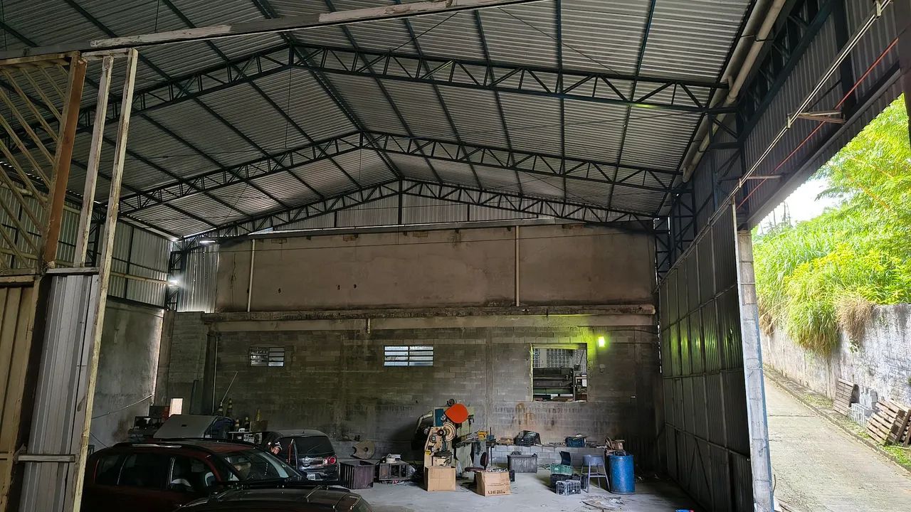 Galpão industrial e armazém em Ferraz de Vasconcelos-com 3.200m². de construção. - Foto 4
